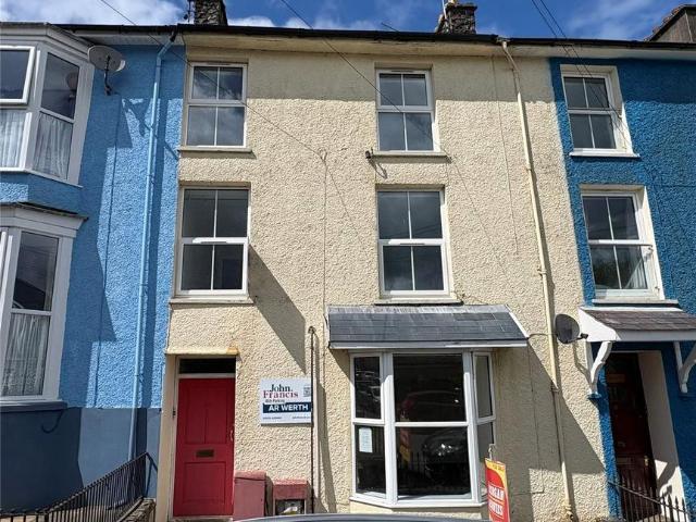 House for sale in Lampeter