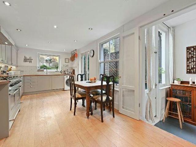House for sale in Archway, Greater London