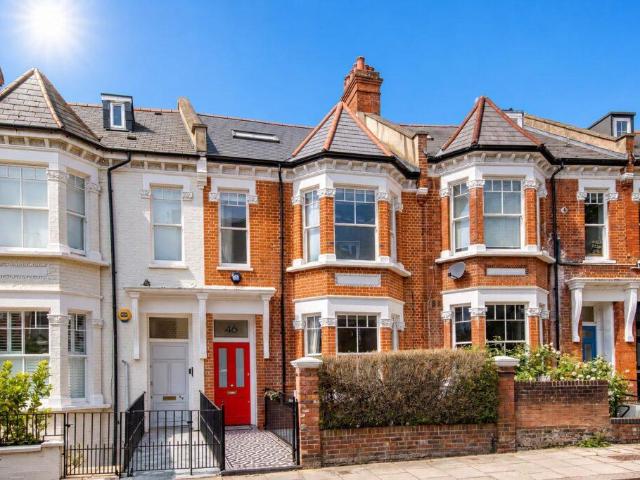 House for sale in West Hampstead, Greater London