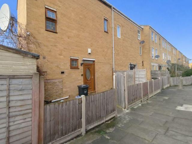 House for sale in Homerton, Greater London