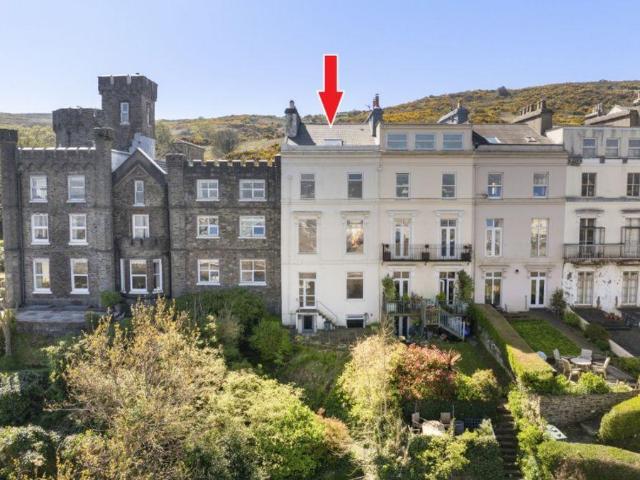 House for sale in Douglas, Scotland