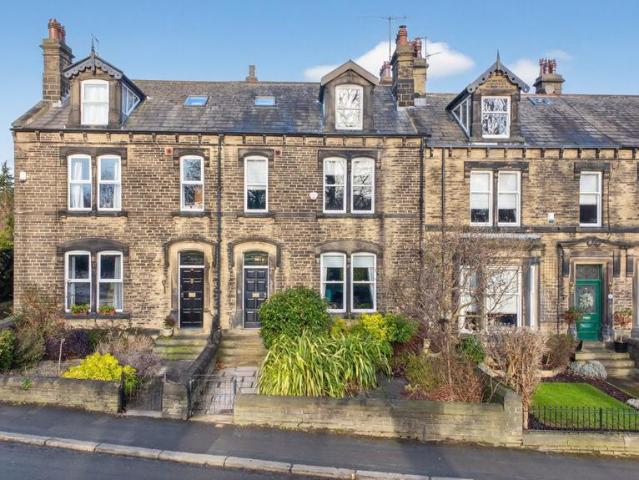 House for sale in Horsforth Vale, Calverley