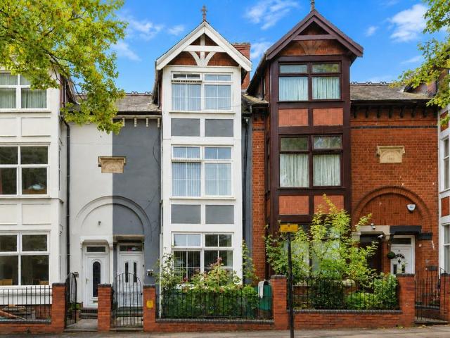 House for sale in Spinney Hills, Leicester