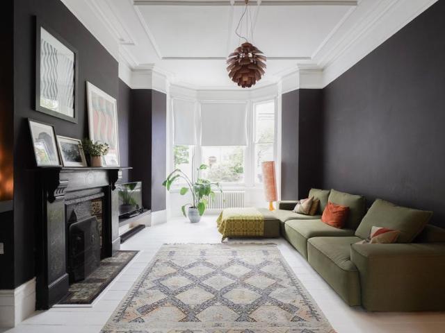 House for sale in Queen's Park, Greater London