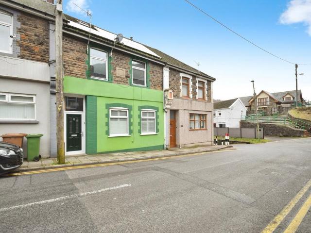 House for sale in Tir-Phil, Deri