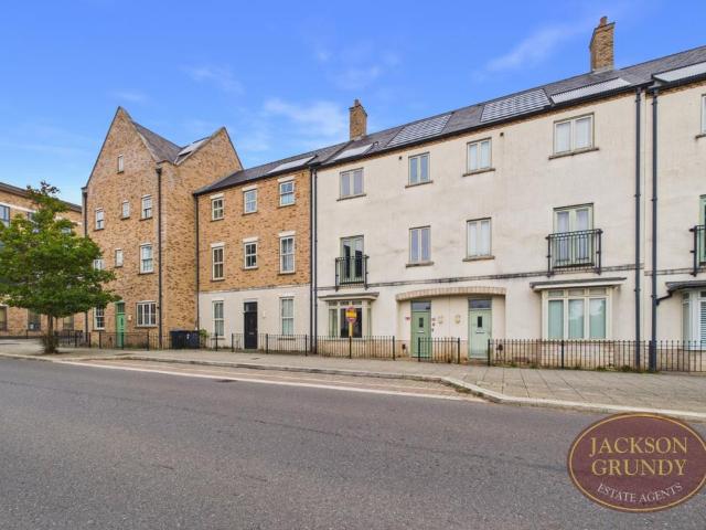 House for sale in St Crispin's, Upton