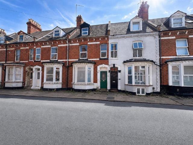 House for sale in Semilong, Northampton