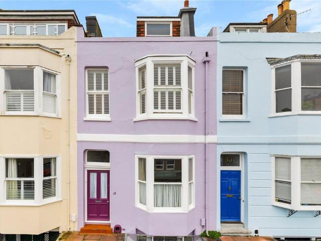 House for sale in Round Hill, Brighton & Hove