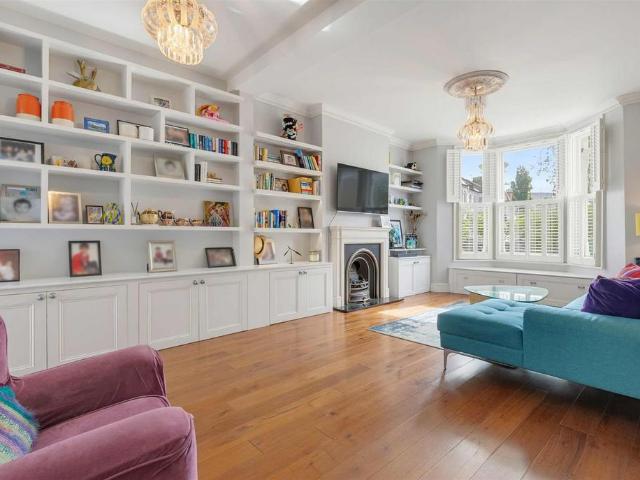House for sale in Fulham, Greater London