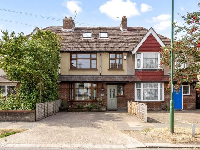 House for sale in Fishersgate, West Sussex