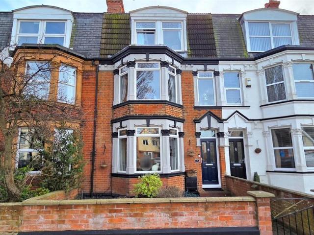 House for sale in Stokesby, Norfolk