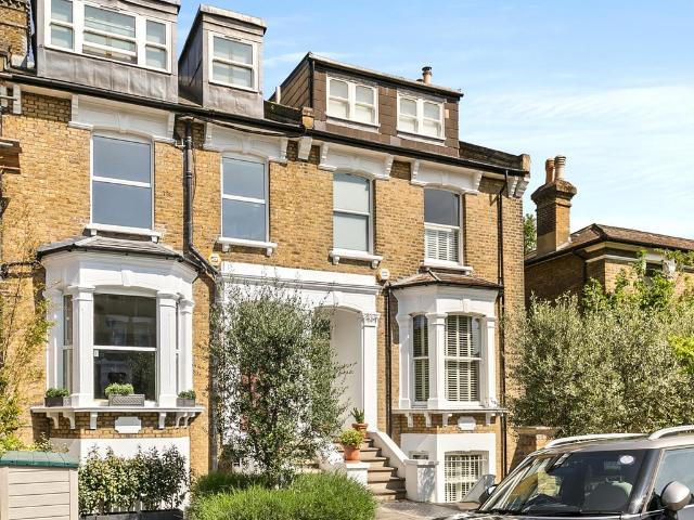 House for sale in Wandsworth, Greater London