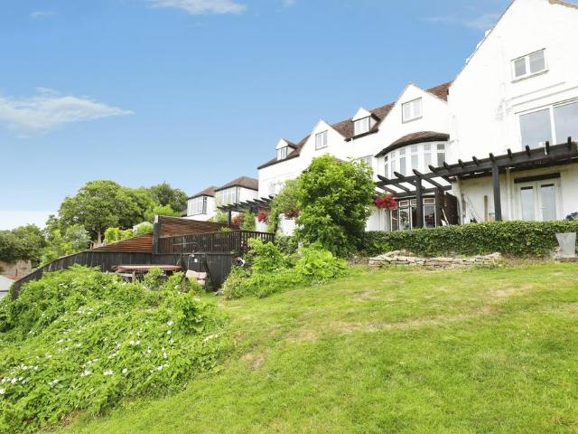 House for sale in Aldington, Crookhill