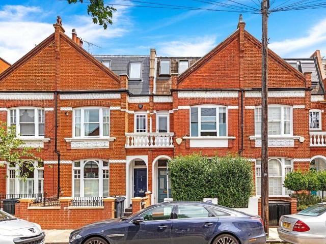 House for sale in Fulham, Greater London