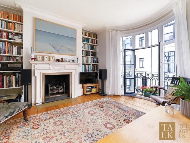 House for sale in Kemptown, Brighton & Hove