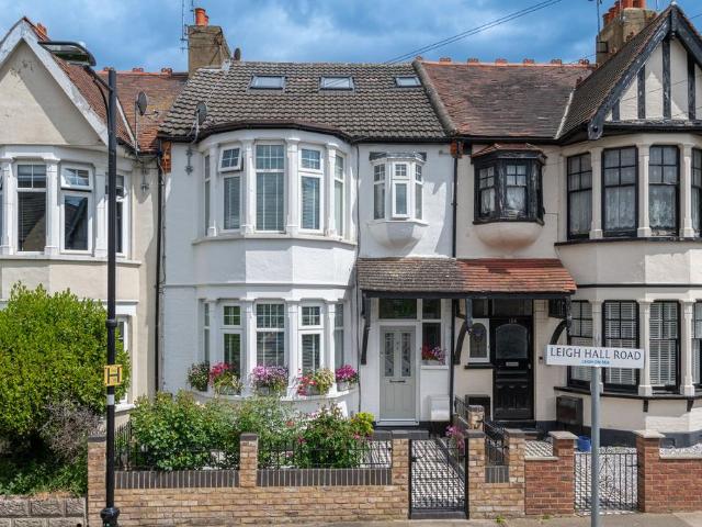 House for sale in Alton Barnes, Isle Of Man