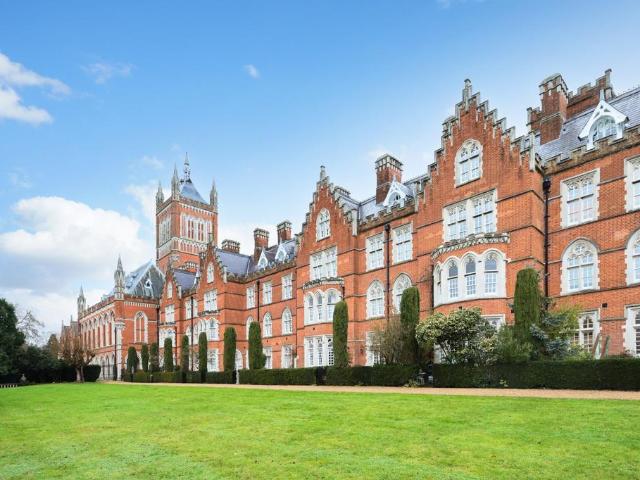 House for sale in Row Town, Surrey