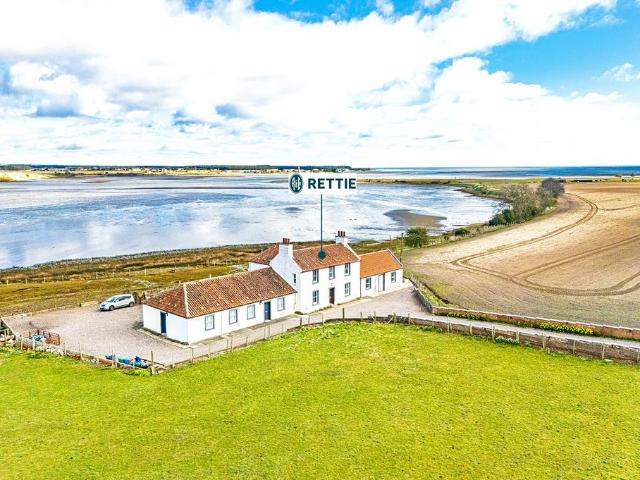 House for sale in Leuchars, Scotland
