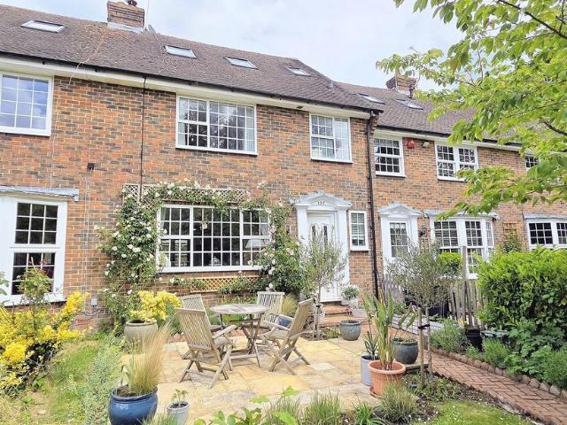 House for sale in Walstead, Perryfields