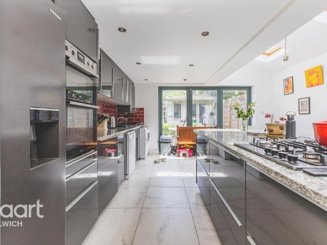House for sale in East Dulwich, Isle Of Man