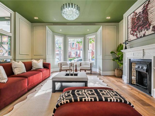 House for sale in Stroud Green, Greater London