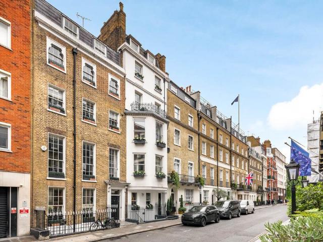 House for sale in Mayfair, Greater London