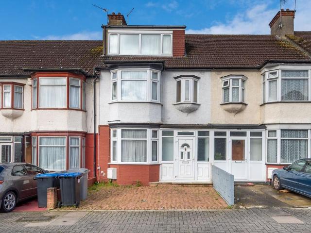 House for sale in Alperton, Greater London