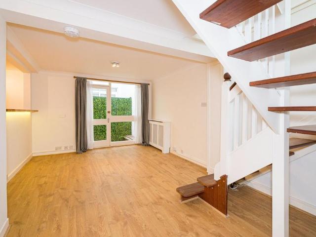 House for sale in Pimlico, Greater London
