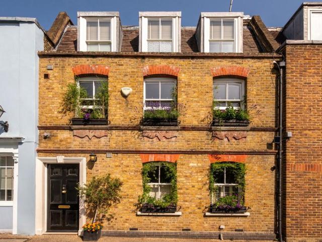 House for sale in Belsize Park, Greater London