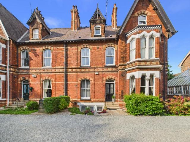 House for sale in Spring Cottage, City Of Kingston Upon Hull