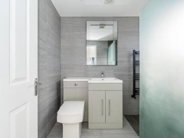 Cottage for sale in Chiswick, Greater London