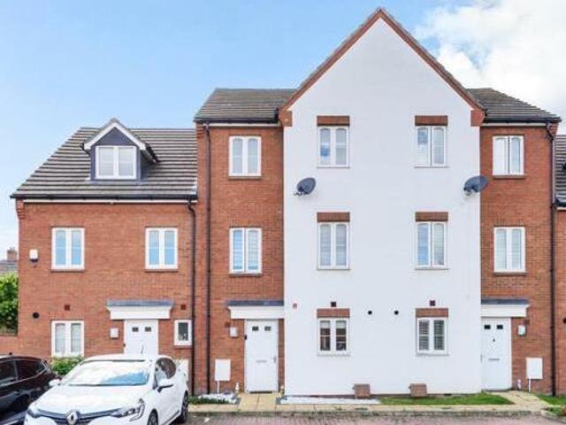House for sale in Quarrendon, Aylesbury