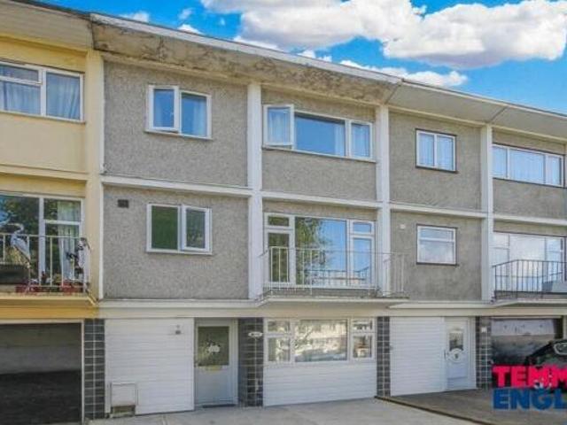 House for sale in Vange, Essex