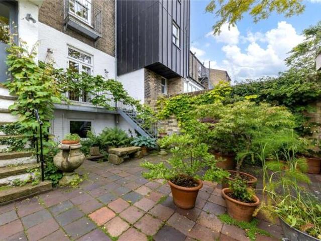 Cottage for sale in Arbury, Cambridgeshire