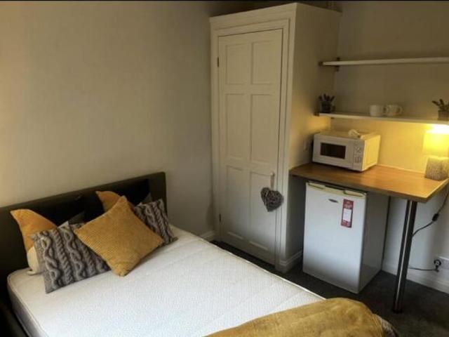 Cottage for sale in Reading