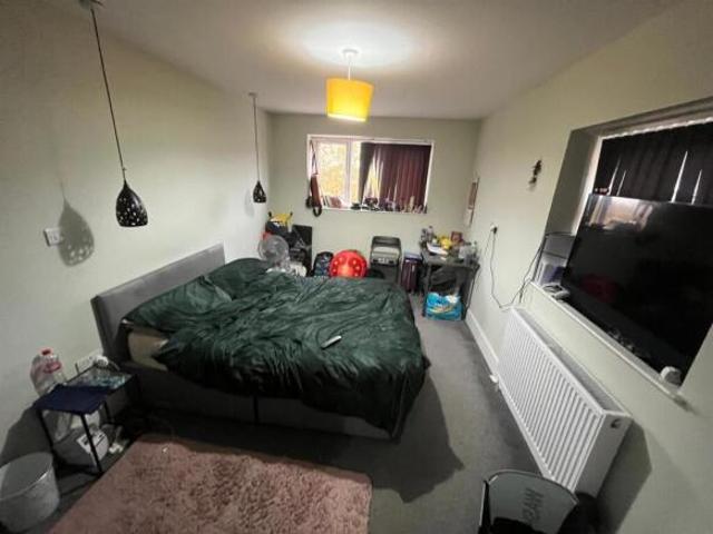 Cottage for sale in Joiner's Square, Hanley