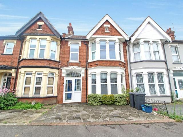 Terraced House for sale in Southend-on-sea