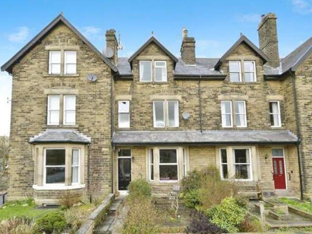 House for sale in Charlesworth, East Midlands
