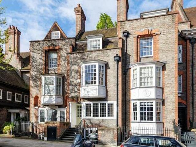 House for sale in Lyons, Greater London