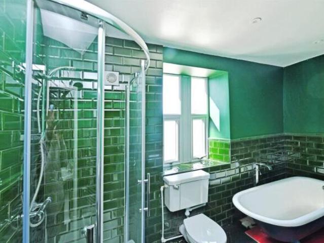 Cottage for sale in Mount Wise