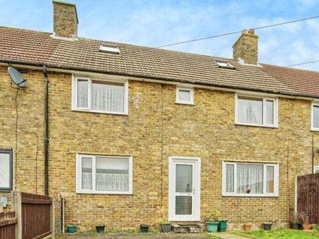 House for sale in River, Ash