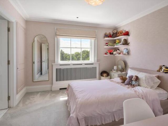 Cottage for sale in Cat Hill