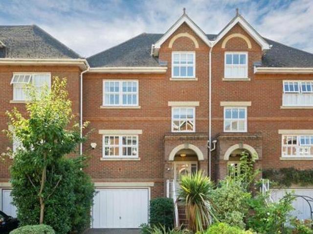 House for sale in Blackhills, Surrey