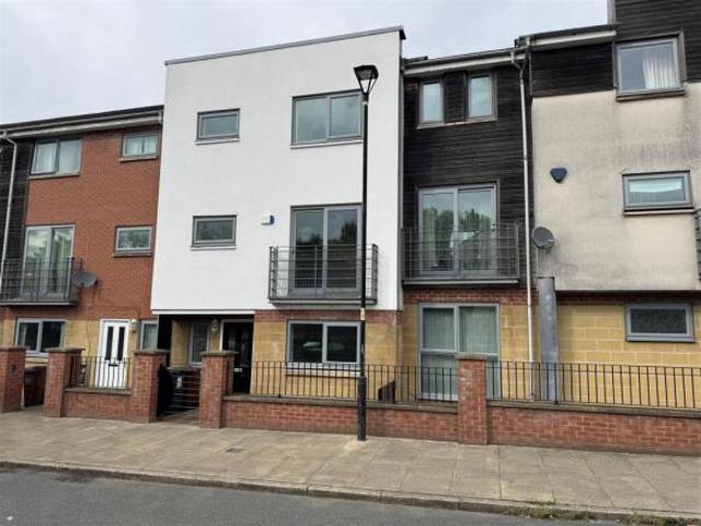 Cottage for sale in Georgia, Greater Manchester