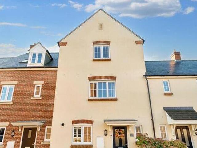 House for sale in Great Faringdon, Dromore