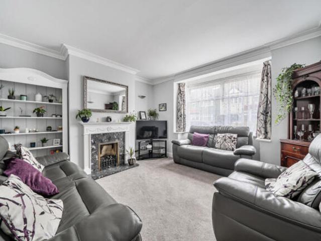 Cottage for sale in London Borough of Merton, Greater London