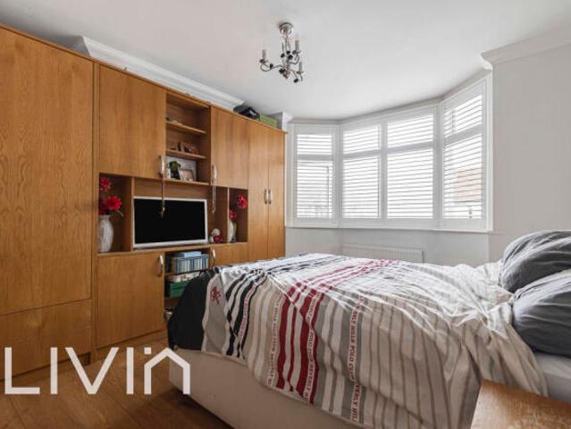 Cottage for sale in Cat Hill