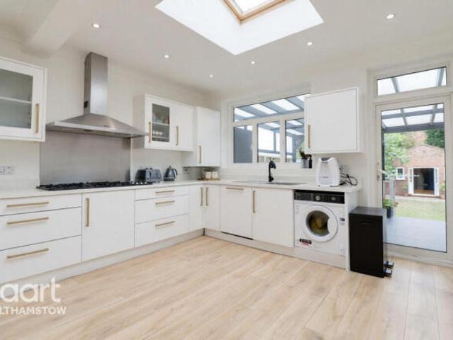 Cottage for sale in Walthamstow, Greater London