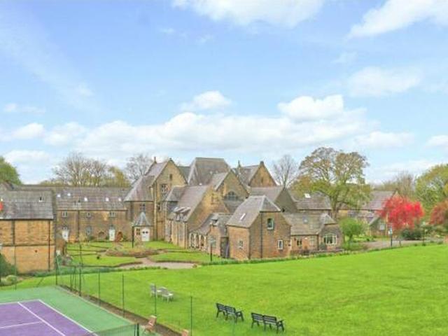 House for sale in Sturton Grange, Garforth