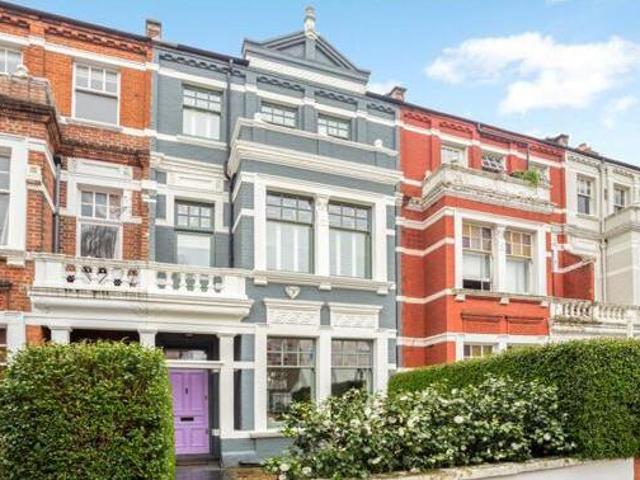 House for sale in Lyons, Greater London